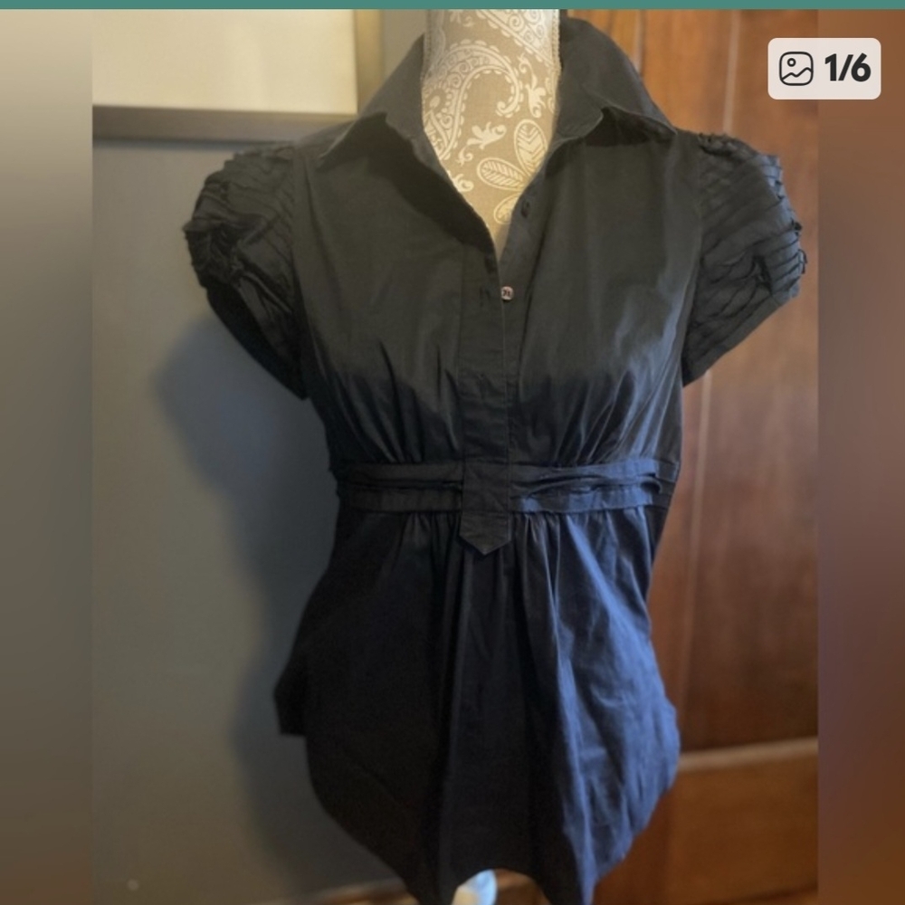 BCBG NAVY BLUE Ruched Sleeve Blouse